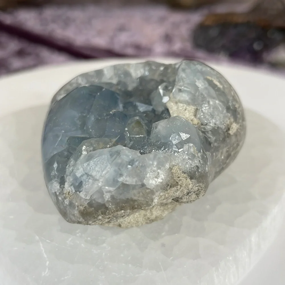Celestite heart - Picture 2 of 4